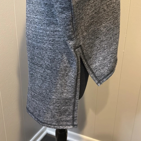 RACHEL Rachel Roy Women’s Medium Sweater Studded Uneven Hems - Picture 4 of 8